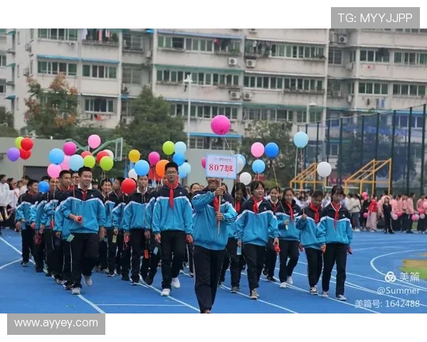 献给绿茵场上的英雄们的旋律与梦想之歌