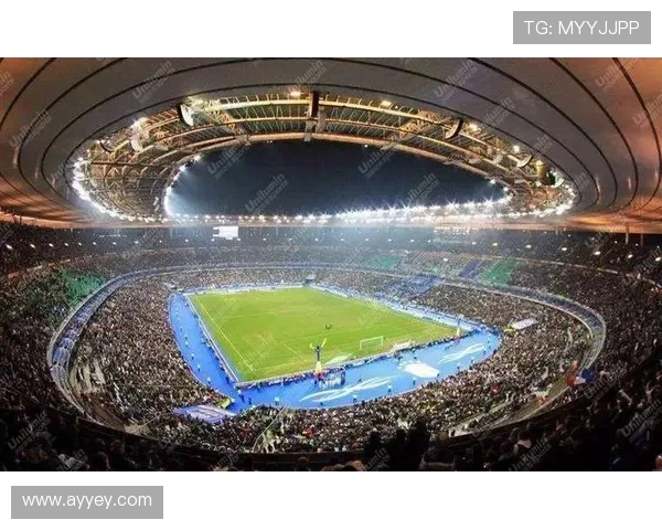 黄丽独家解析足球技巧与战术分享助你提升球技与观赛体验